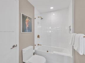 159 NE 6th St 4814, Miami FL 33132