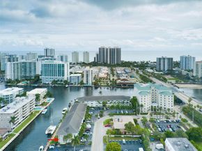 2881 NE 32nd St 221, Fort Lauderdale FL 33306