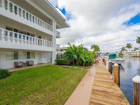 2881 NE 32nd St 221, Fort Lauderdale FL 33306