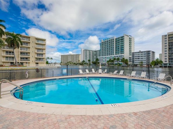 2881 NE 32nd St 221, Fort Lauderdale FL 33306