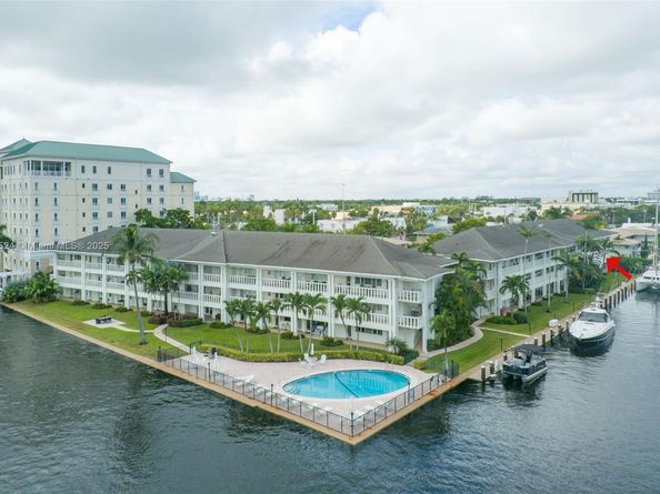 2881 NE 32nd St 221, Fort Lauderdale FL 33306