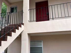 1110 Salzedo St 2C, Coral Gables FL 33134