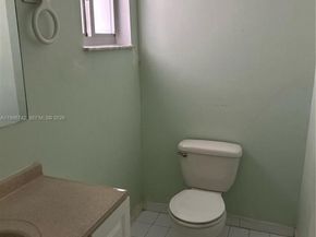 1110 Salzedo St 2C, Coral Gables FL 33134