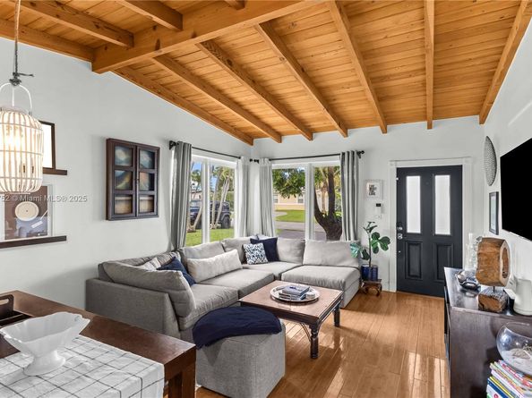 5344 SW 90th Ct, Miami FL 33165