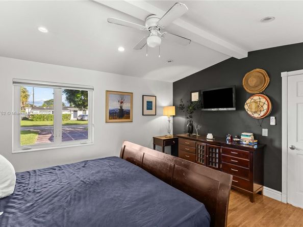 5344 SW 90th Ct, Miami FL 33165