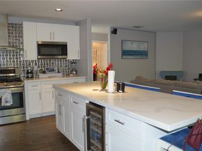 2220 NW 137th Ave, Sunrise FL 33323