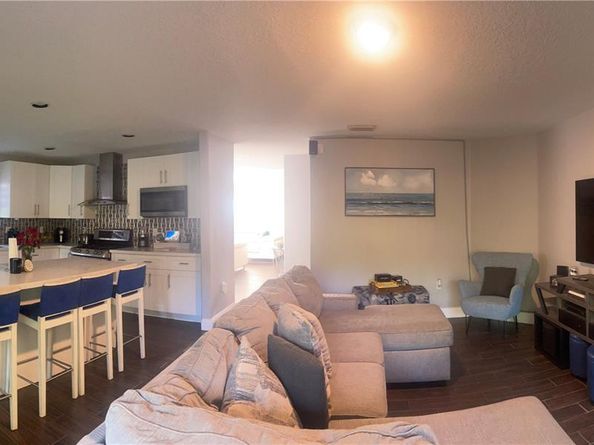 2220 NW 137th Ave, Sunrise FL 33323