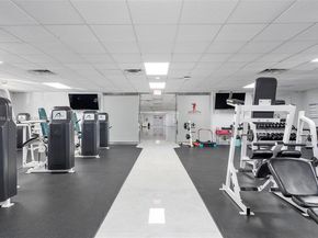 600 Parkview Dr 625, Hallandale Beach FL 33009