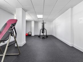 600 Parkview Dr 625, Hallandale Beach FL 33009