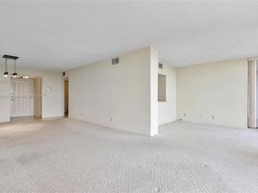 600 Parkview Dr 625, Hallandale Beach FL 33009