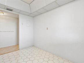 600 Parkview Dr 625, Hallandale Beach FL 33009