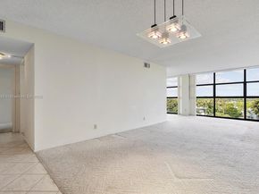 600 Parkview Dr 625, Hallandale Beach FL 33009