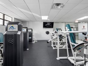 600 Parkview Dr 625, Hallandale Beach FL 33009