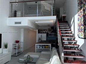 41 SE 5th St 2004, Miami FL 33131