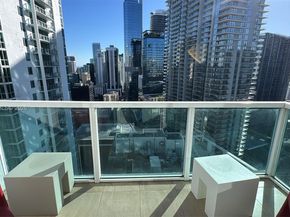 41 SE 5th St 2004, Miami FL 33131