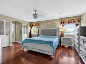 1162 Fairfield Meadows Dr, Weston FL 33327