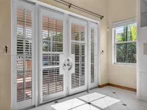 1162 Fairfield Meadows Dr, Weston FL 33327