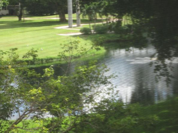 150 S Hollybrook Ter 303, Pembroke Pines FL 33025