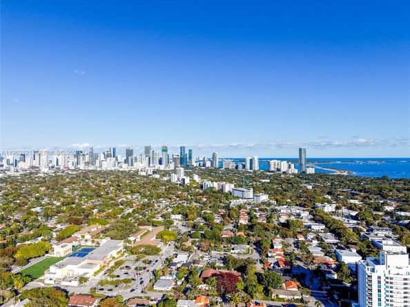 1631 SW 21st St, Miami FL 33145