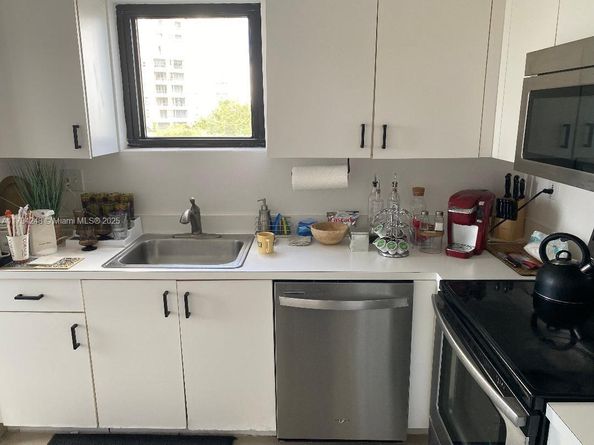 3300 NE 192nd St 612, Aventura FL 33180