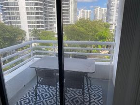 3300 NE 192nd St 612, Aventura FL 33180