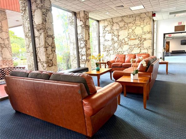 3231 Holiday Springs Blvd 403, Margate FL 33063
