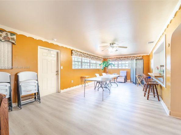 3125 NW 205th St, Miami Gardens FL 33056