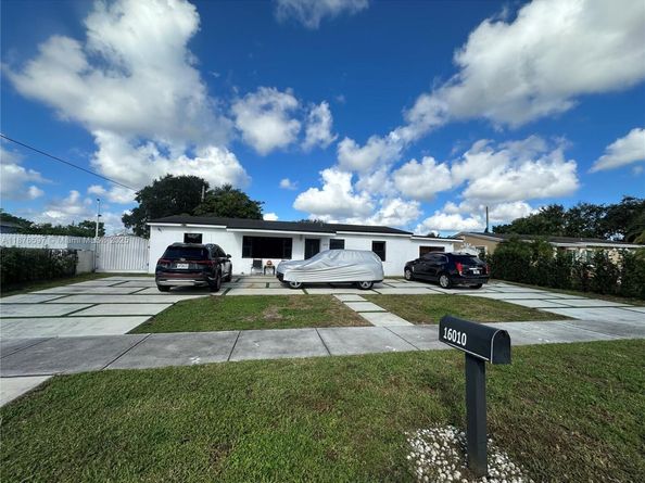 16010 NW 28th Ct, Miami Gardens FL 33054