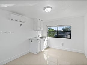 16010 NW 28th Ct, Miami Gardens FL 33054