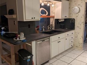 5706 NW 82nd Ave, Tamarac FL 33321