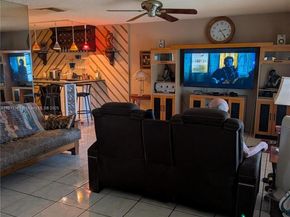 5706 NW 82nd Ave, Tamarac FL 33321