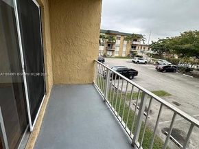 5400 SW 77th Ct 2R, Miami FL 33155