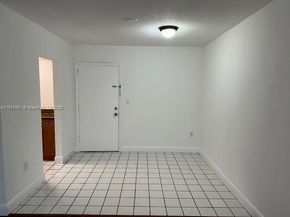 5400 SW 77th Ct 2R, Miami FL 33155