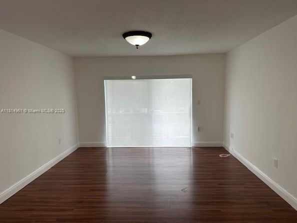 5400 SW 77th Ct 2R, Miami FL 33155