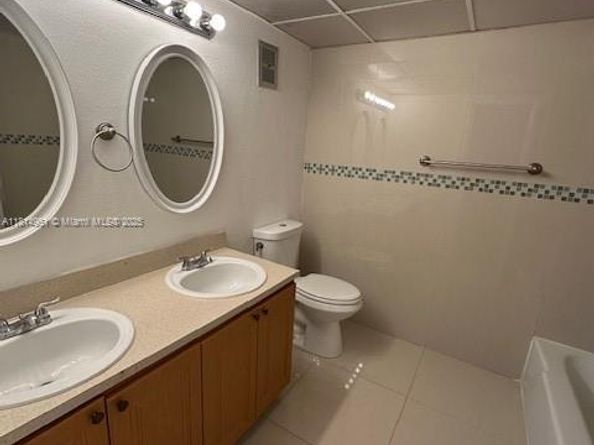 5400 SW 77th Ct 2R, Miami FL 33155
