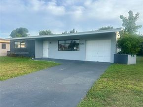 9040 NW 26th Pl, Sunrise FL 33322