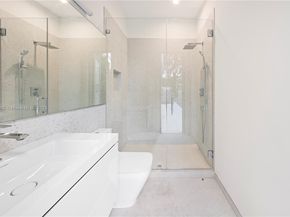 3200 Calusa St, Coconut Grove FL 33133