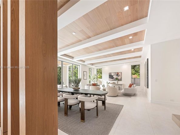 3200 Calusa St, Coconut Grove FL 33133