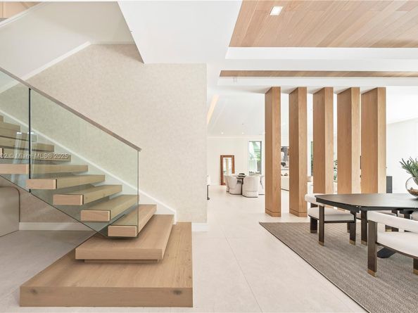 3200 Calusa St, Coconut Grove FL 33133