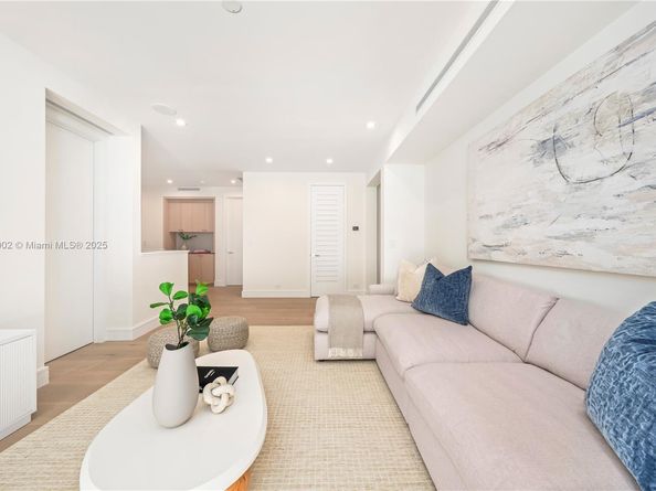 3200 Calusa St, Coconut Grove FL 33133