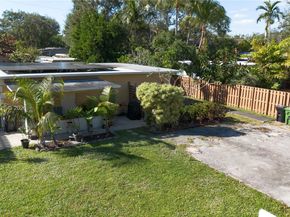 2621 SW 12th Ter, Fort Lauderdale FL 33315