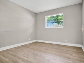 100 Ashbury Rd 103, Hollywood FL 33024