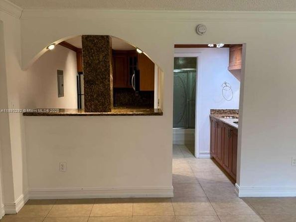 7000 NW 186th St 4129A, Hialeah FL 33015