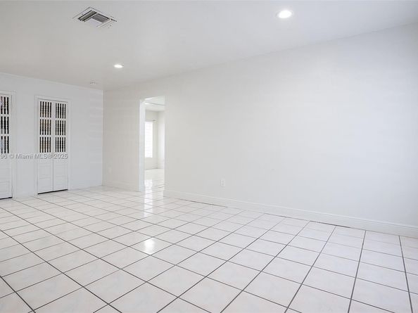 5428 SW 131st Ct, Miami FL 33175