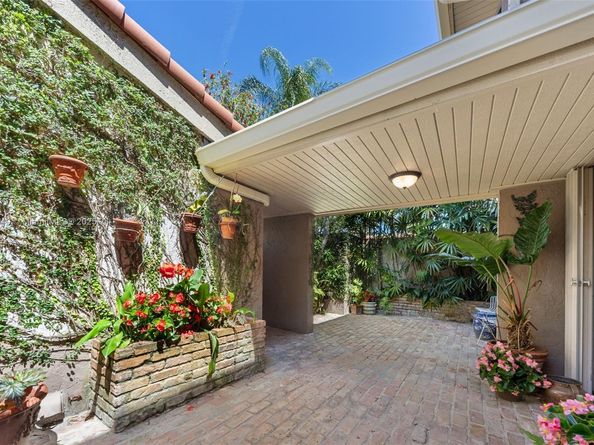 206 St Andrews Road 1878, Hollywood FL 33021