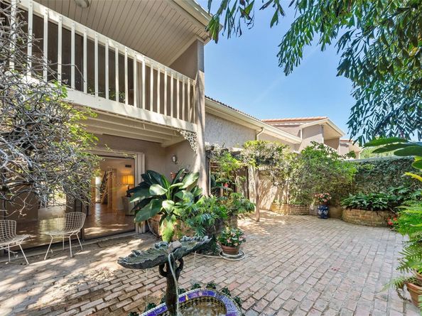 206 St Andrews Road 1878, Hollywood FL 33021