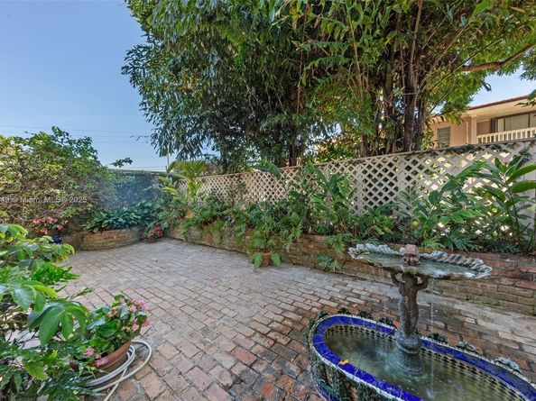 206 St Andrews Road 1878, Hollywood FL 33021