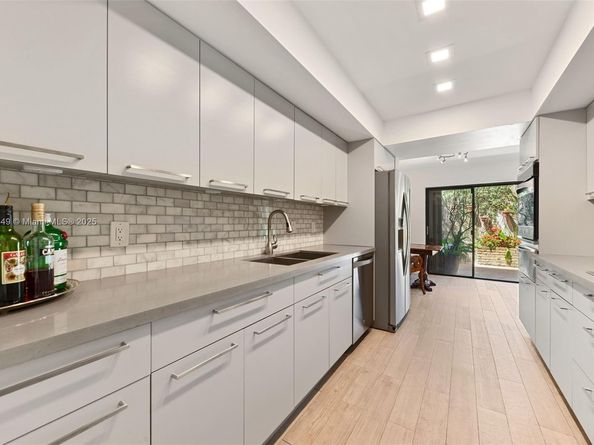 206 St Andrews Road 1878, Hollywood FL 33021