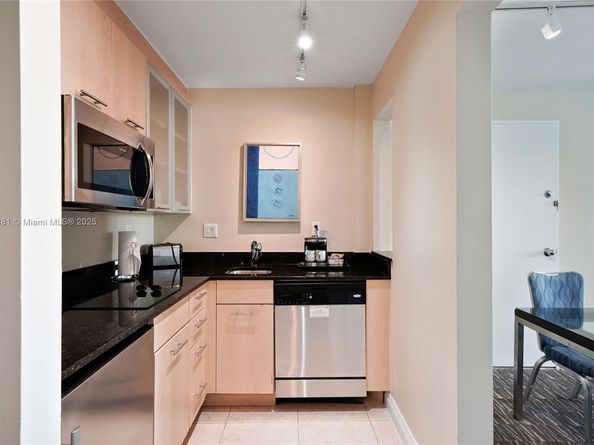 2670 E Sunrise Blvd 419, Fort Lauderdale FL 33304