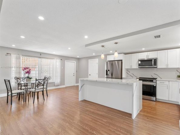 2991 NW 1st Dr, Pompano Beach FL 33064